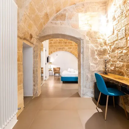 A C-caste Bed & Breakfast Monopoli