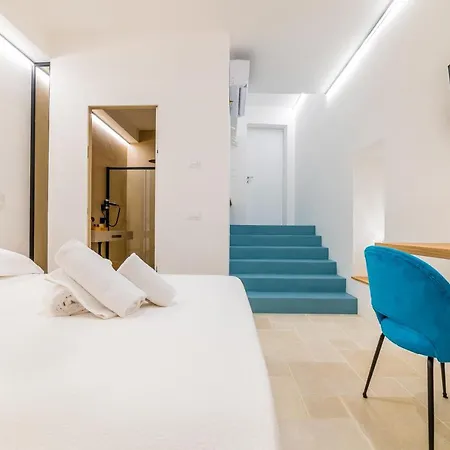 A C-caste Bed & Breakfast Monopoli