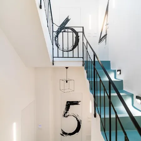 A C-caste Bed & Breakfast