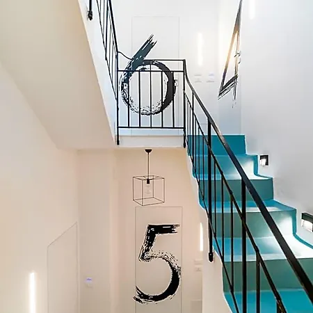 A C-caste 4* Monopoli