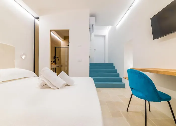 A C-caste לינה וארוחת בוקר מונופולי