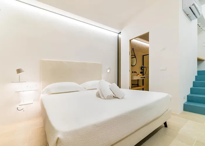 A C-caste לינה וארוחת בוקר